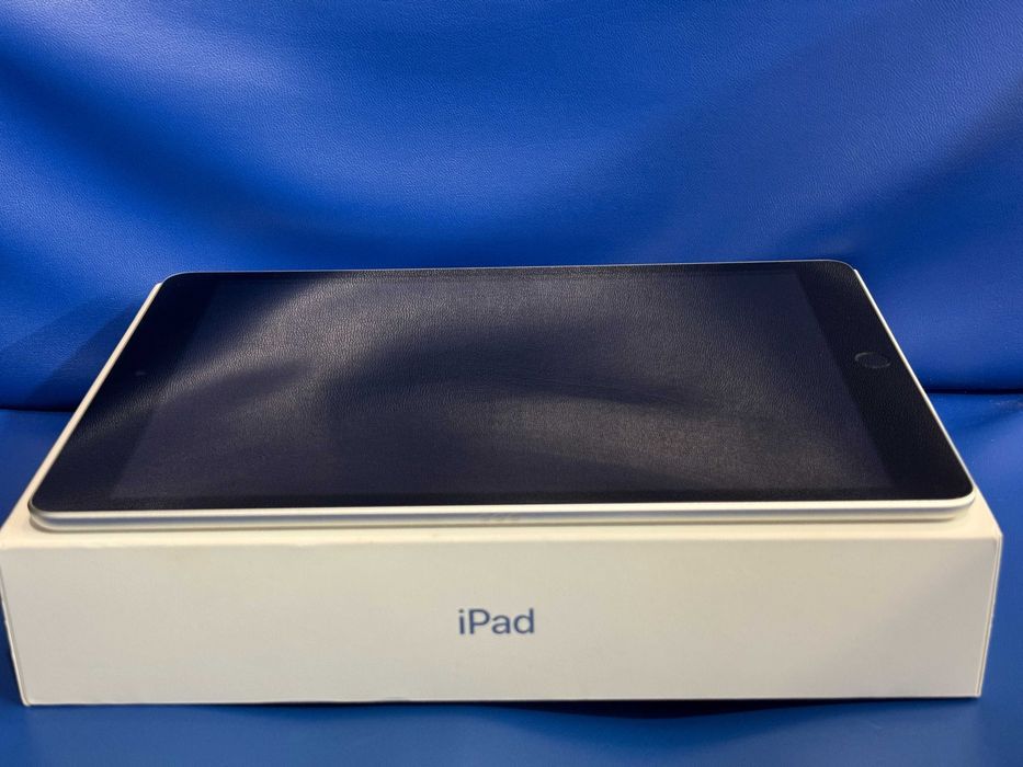 Tablet Apple iPad 9 generacji 64GB komplet   bez iCloud/MDM   jak NOWY