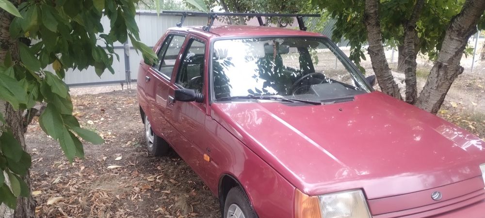 Продам автомобиль Славута