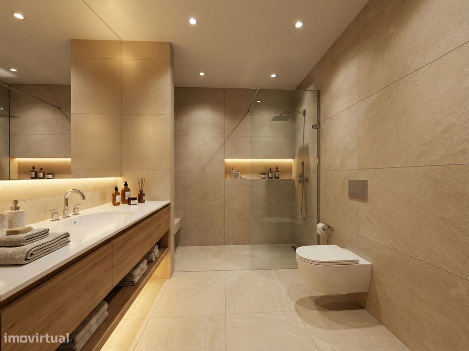 Moradia T2 com piscina entre o rio e o mar