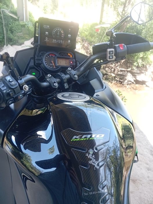 Kawasaki versys 1000 com 20 mil km excelente estado