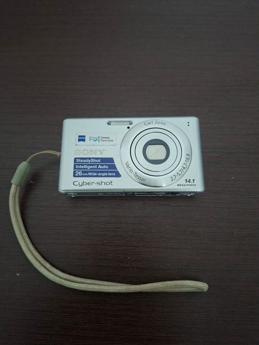 Компактний фотоапарат Sony Cyber-shot 14.1 MP / Carl Zeiss + Чохол Case Logic