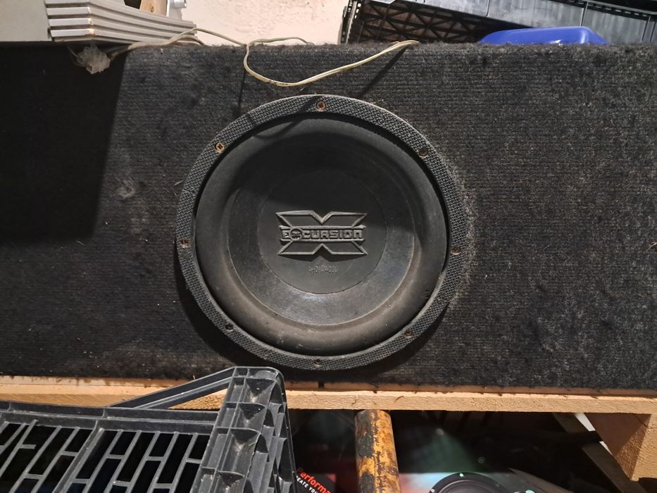 Subwoofer auto .