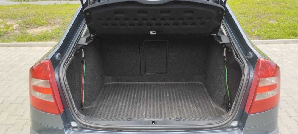 Skoda Octavia 2.0 140 km 2004 Salon Polska