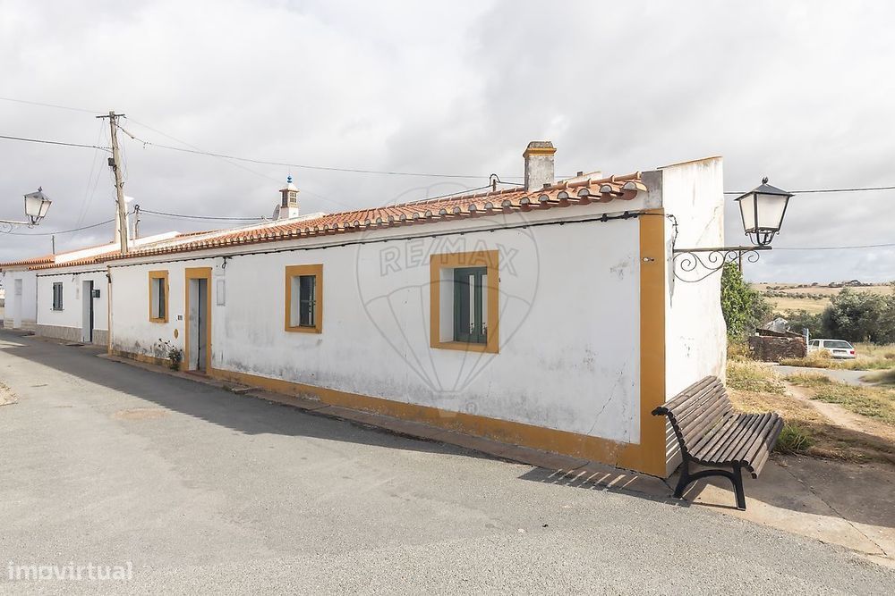 Moradia T4 para venda