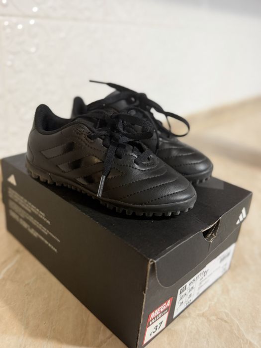 Кросівки дитячі  adidas