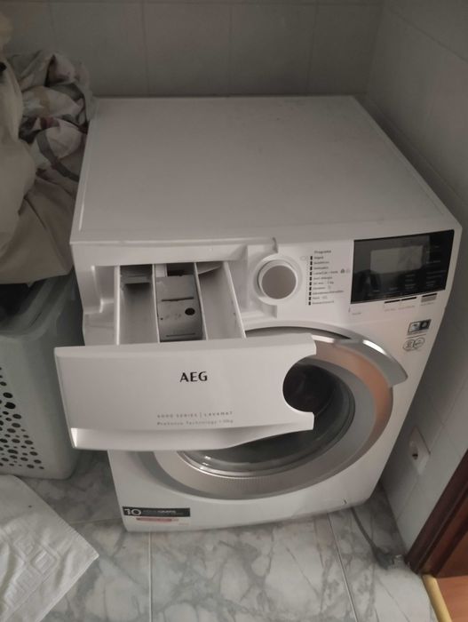 Máquina de lavar roupa AEG Lavamat 6000 10KG