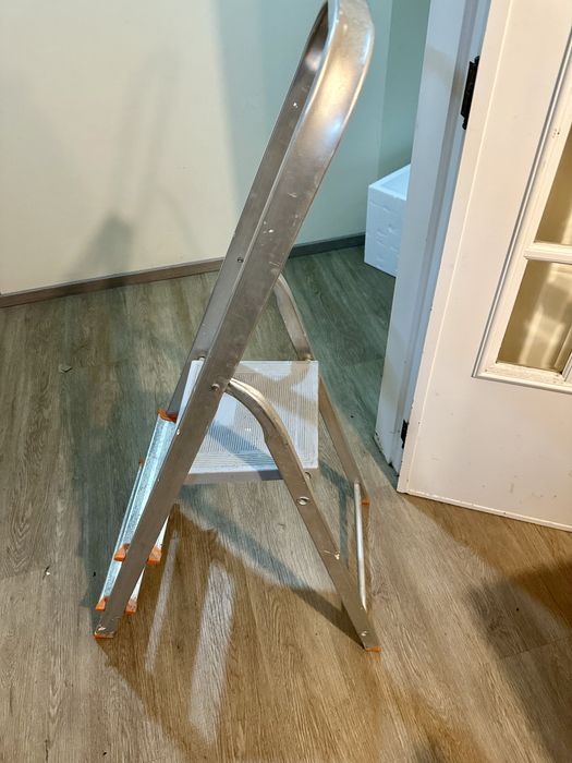 Escada de aluminio
