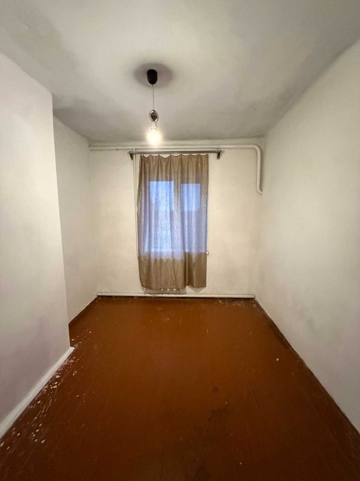 Продам будинок в районі школи Малодолинське