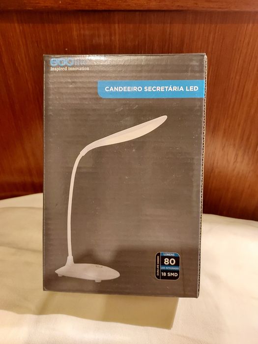 Candeeiro secretária Led