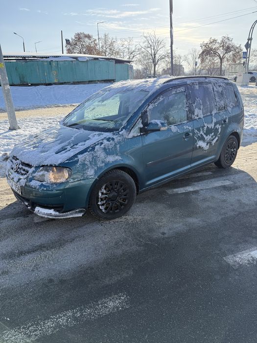 Продам фольцваген тауран на повному ходу, 1.9дізель 6ступкп