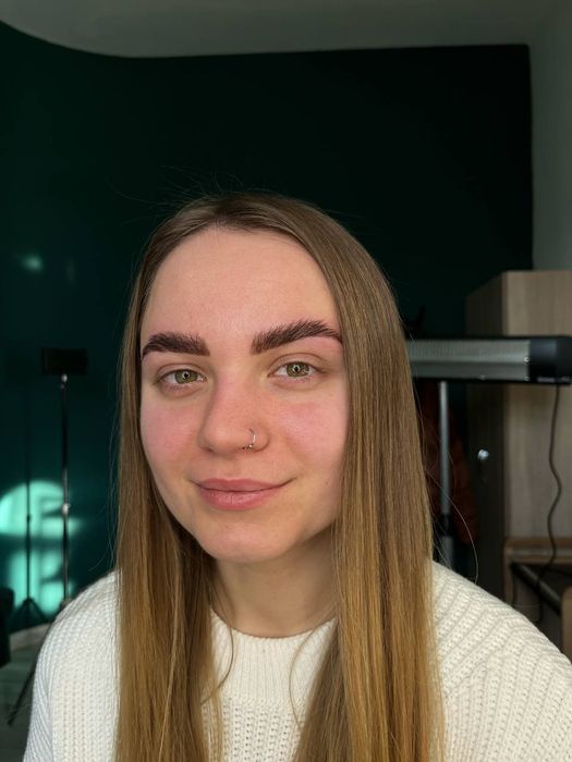 Шукаю моделей на корекцію і фарбування брів!