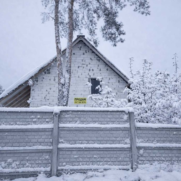 Практичний будинок в лісовій Бучі