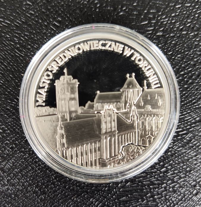 Srebrna moneta kolekcjonerska "Miasto średniowieczne w Toruniu"