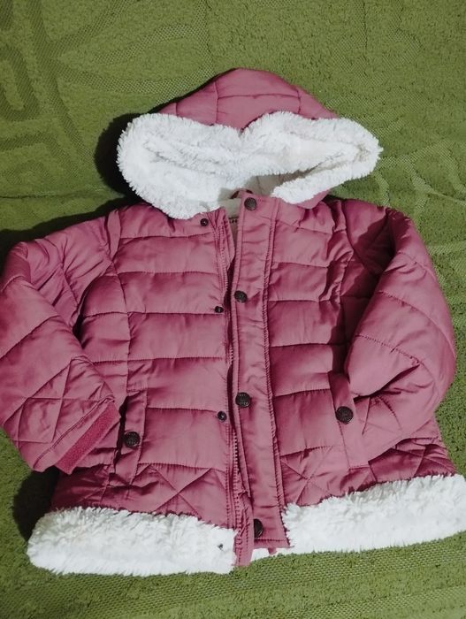 Куртка дитяча всесезонна.