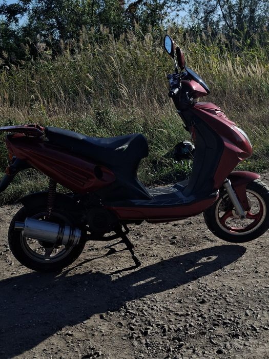 Скутер Viper R3 50 кубів