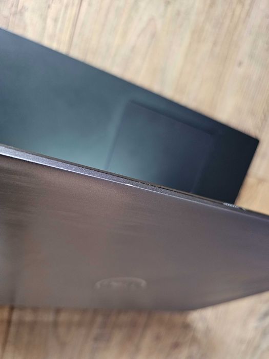 Stacja graficzna Dell Precision 7680 /i9-13950HX /32Gb / RTX3500 / 1Tb