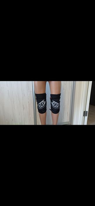 Наколінники TLD T-BONE Knee Guard Black