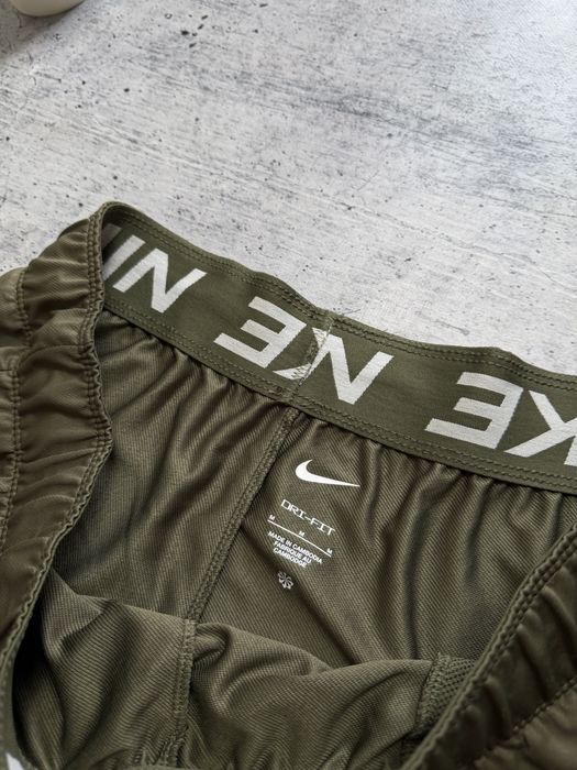 Жіночі шорти Nike Training Dri Fit Attack Shorts