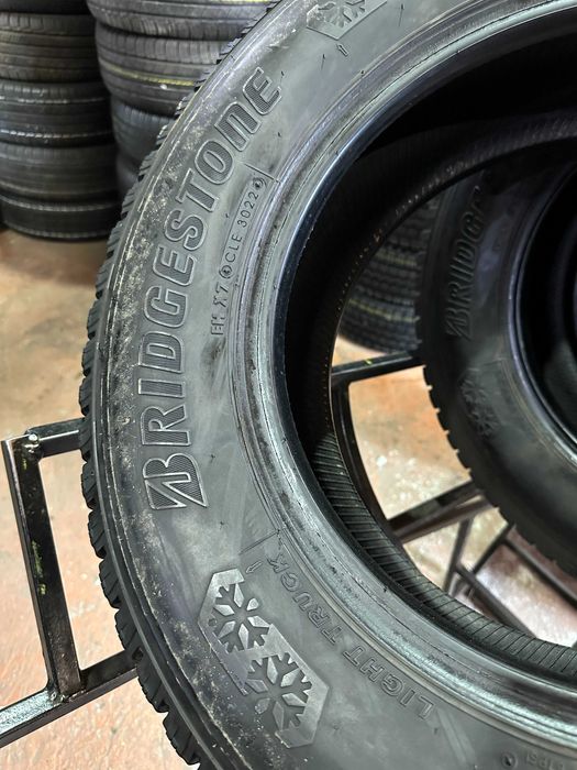 Шины БУ 195 75 R 15 C Bridgestone BlizzaK W979 Резина грузовая зима