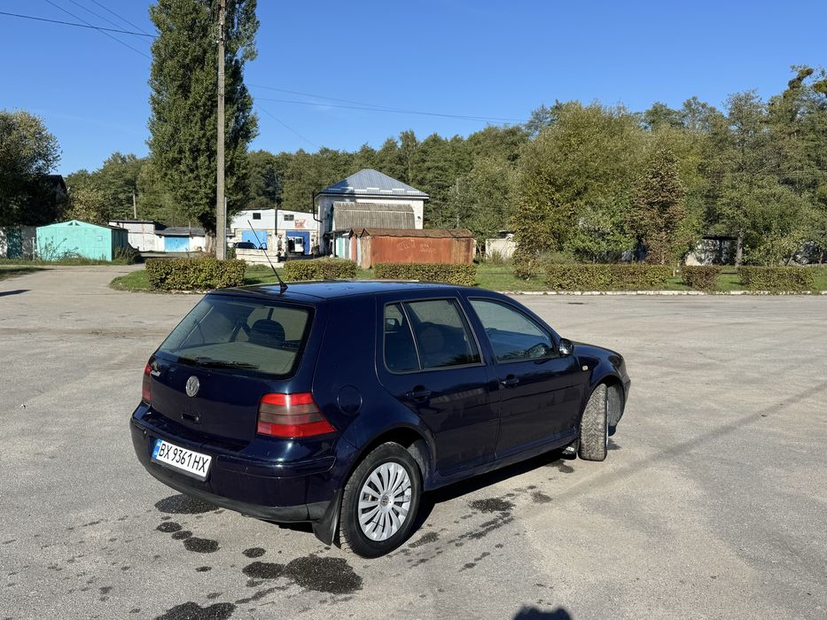 Продам VW GOLF 4 1.4 Бензин.