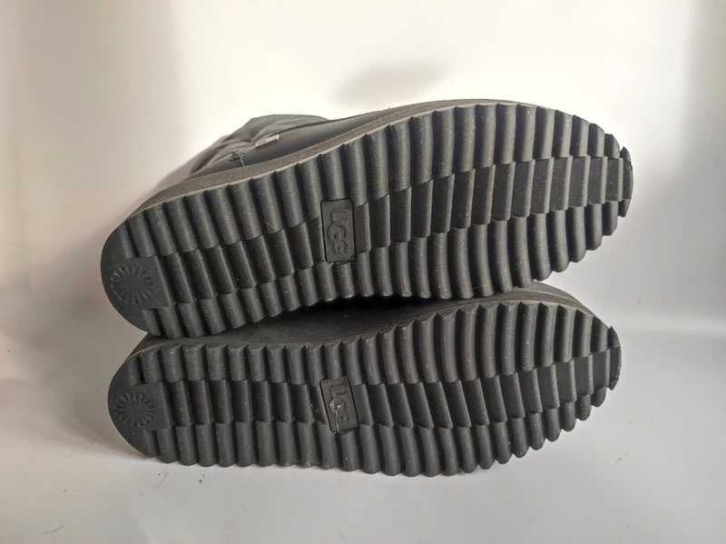- Ugg Montara - Śniegowce na platformie r. 42