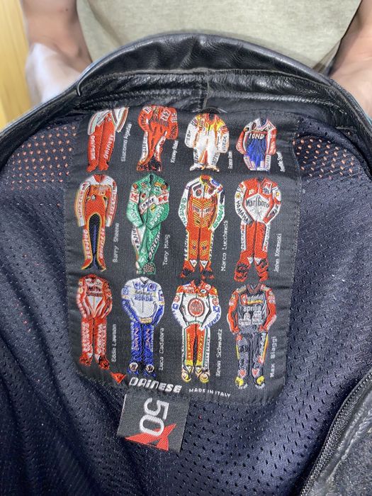 Комбинезон Dainese размер 50, б/у.