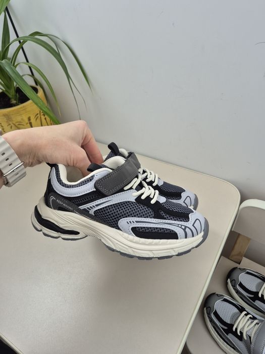 Крутезні кросівки для хлопця,для підлітка 26 - 37 розмір