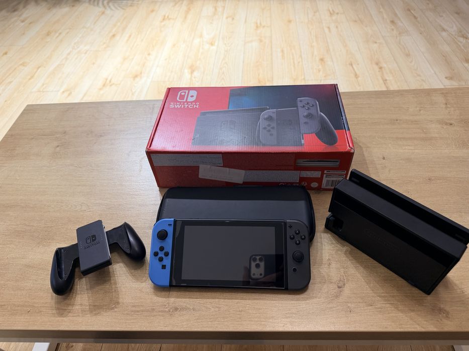 Nintendo Switch V2 Super Stan  Szkło, Etui 2 joycon, stacja komplet