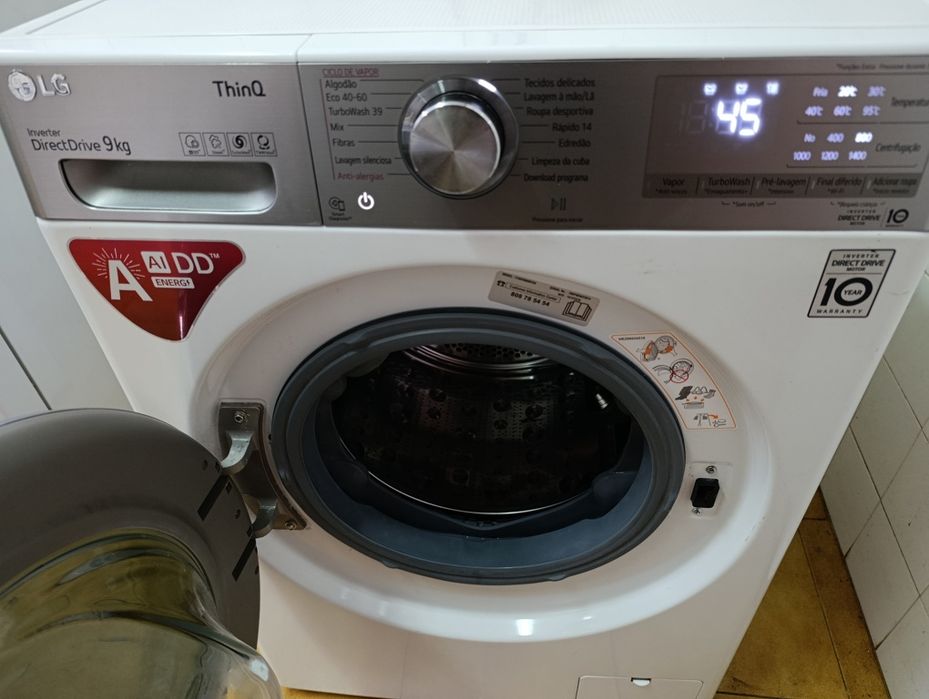 Máquina de lavar roupa LG(9 k)