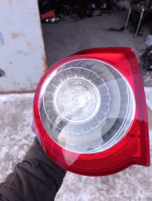 Фонарь задний левый Volkswagen Passat B6 Универсал. Оригинал