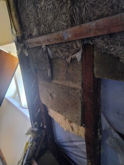 Wełna mineralna z rozbiórki