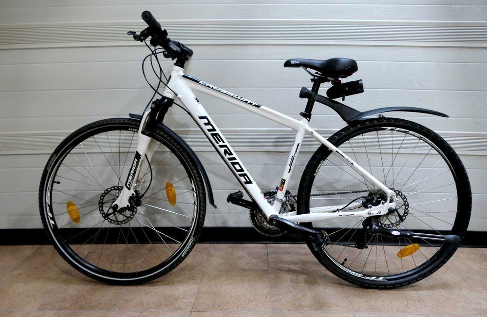 ROWER CROSSOWY MERIDA, koła 28", hamulce tarczowe hydrauliczne, FULL SHIMANO DEORE, 3x9