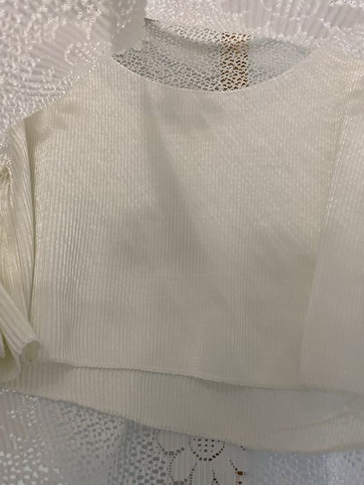 Biała koronkowa koszulka