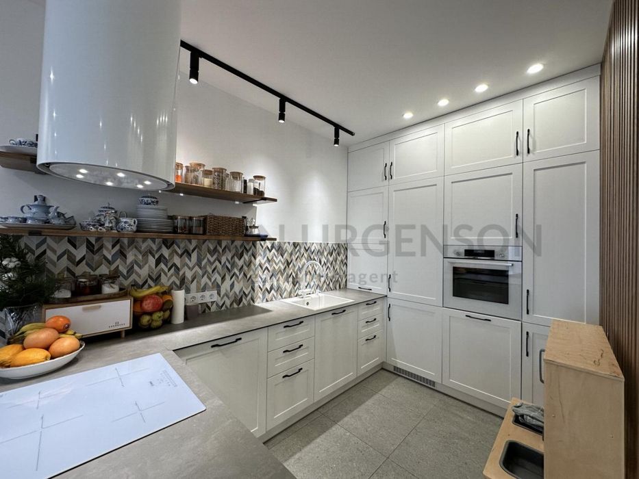 Продаж 3к квартири 82 кв.м / вул. Гленца, ЖК Парус Riverside