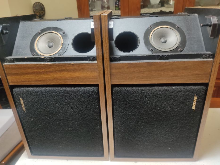 Colunas Bose série 301