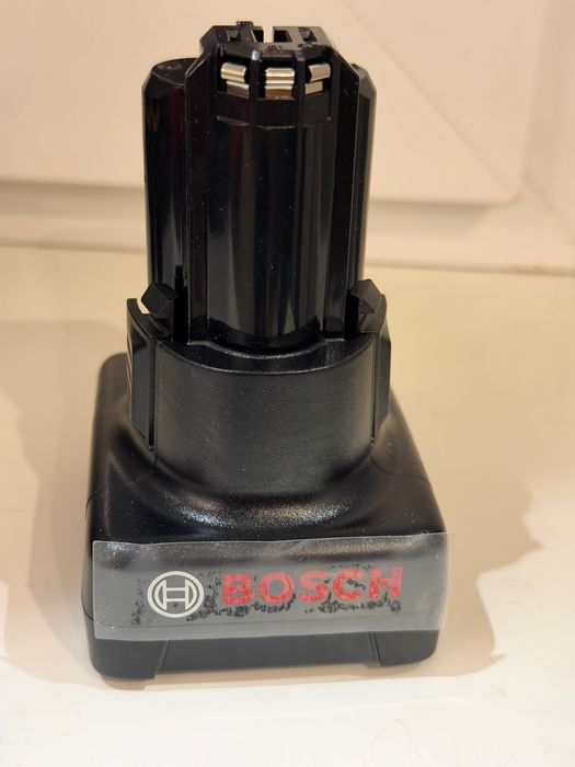 Акумулятор Bosch GBA 12 V 4Ah
