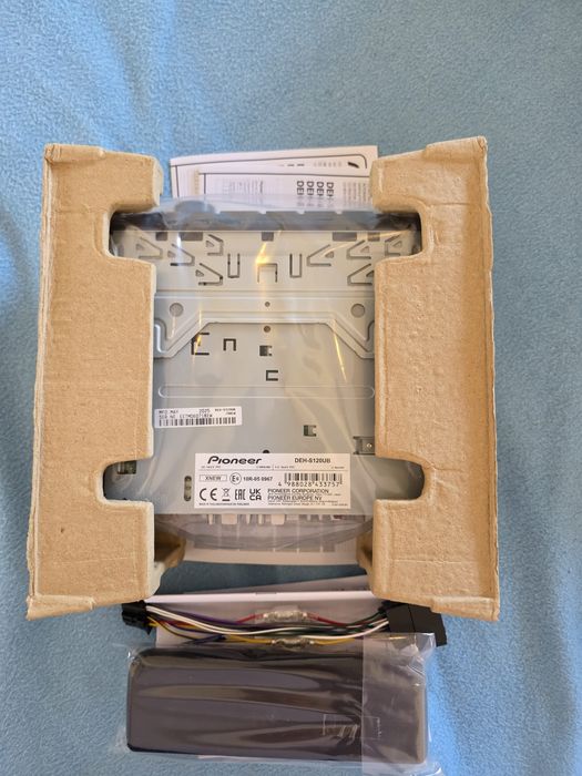 Rádio CD PIONEER novo + COLUNAS Pionner NOVAS A estrear