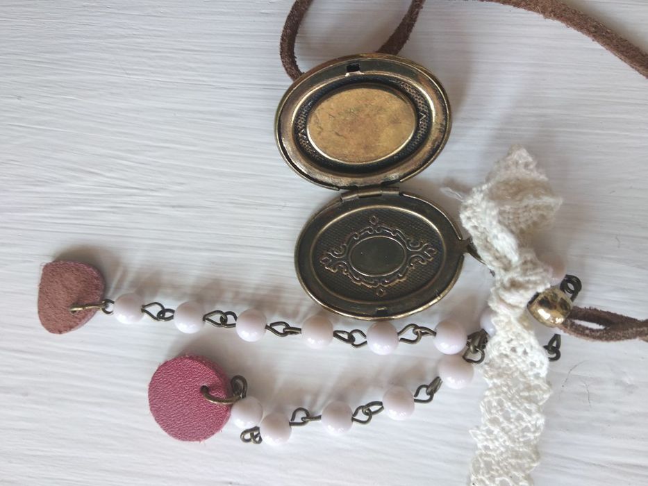 Медальон рукоделие амулет на удачу от сглаза