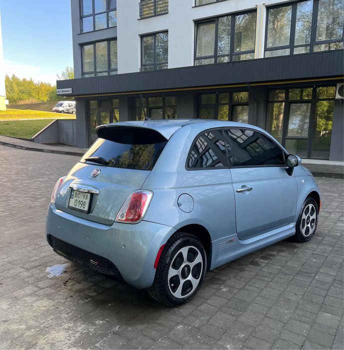 Продам Fiat 500e 2015