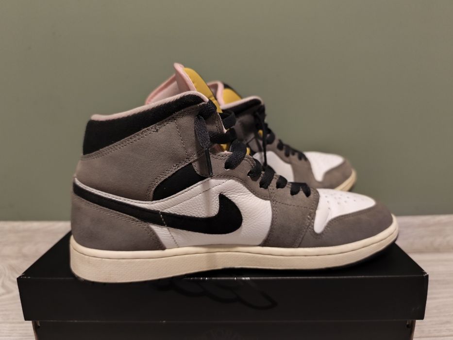 Air Jordan 1 mid