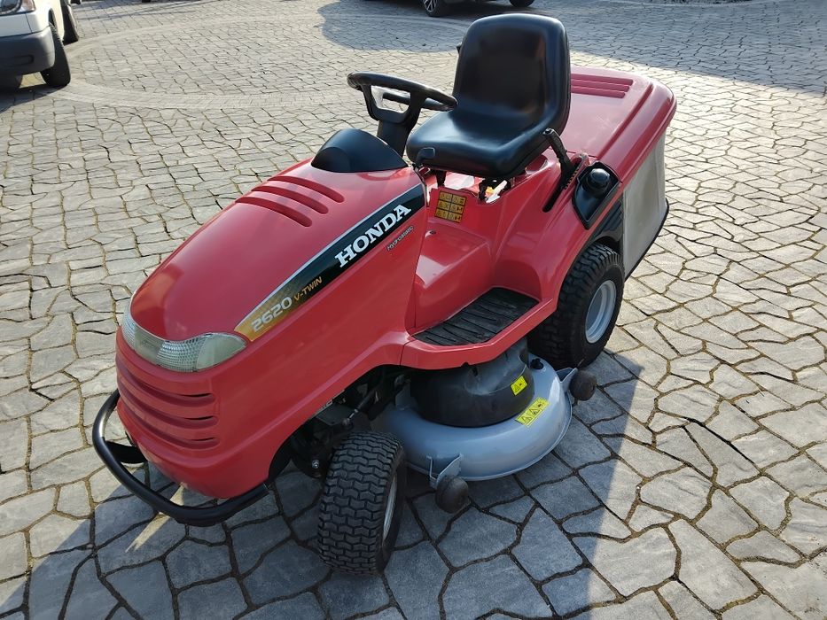 Mocny traktorek kosiarka HONDA 2620  20km