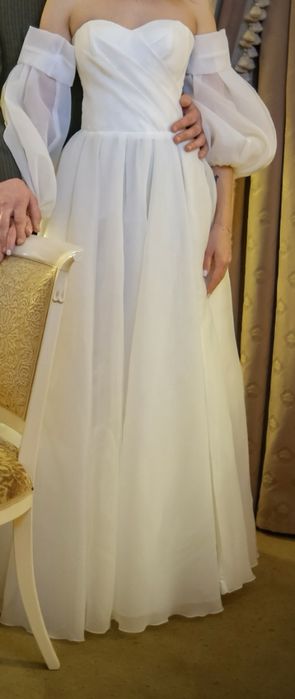 Весільна сукня !