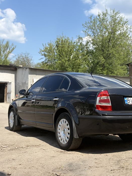 Skoda Superb 1.8