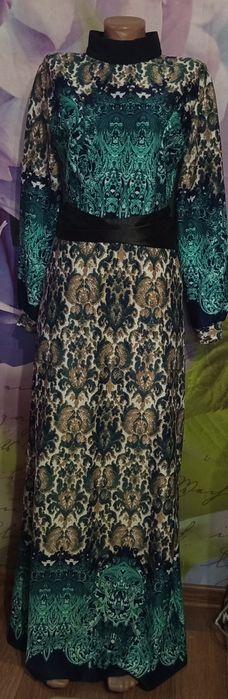 Шикарное длинное платье