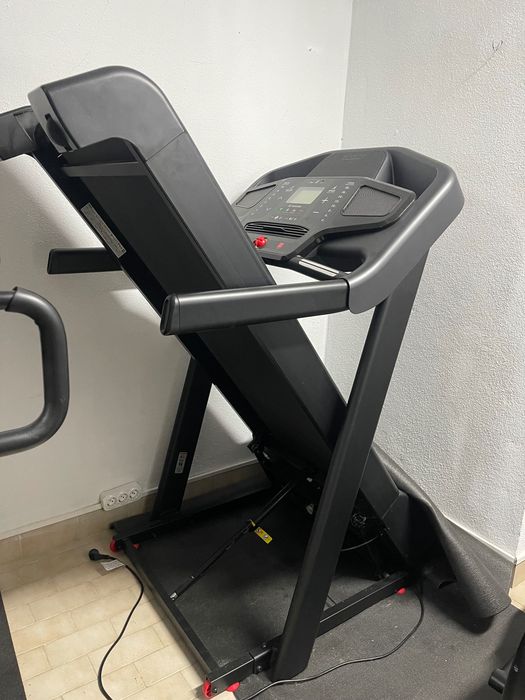 Esteira Domyos T900C