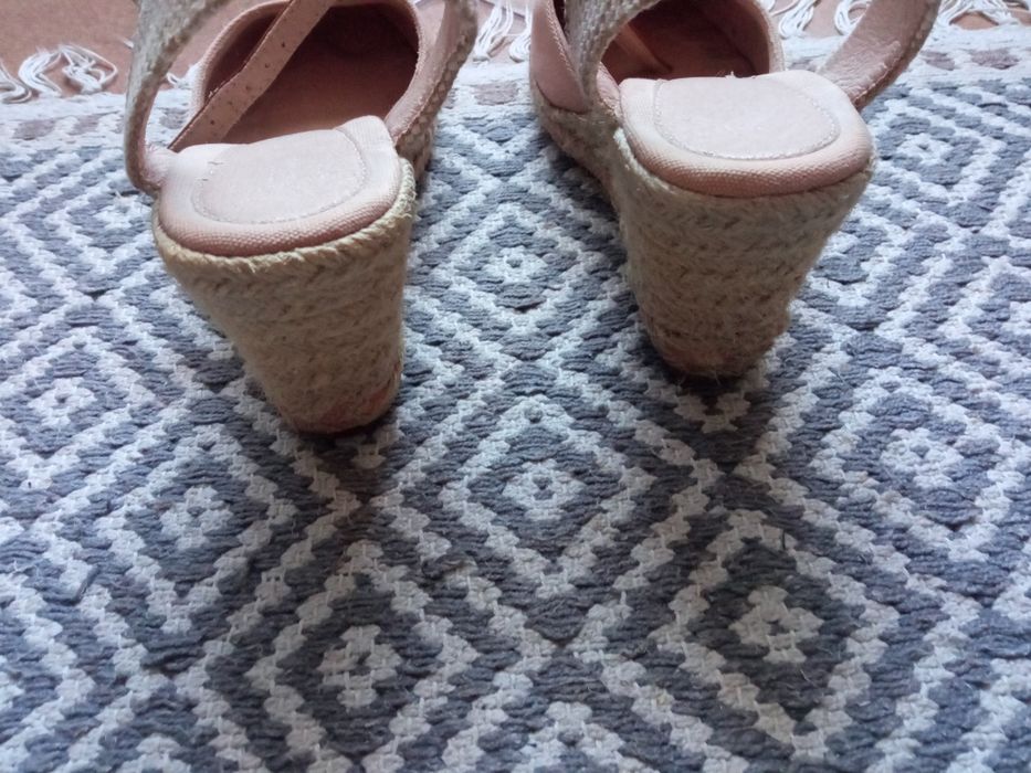 Sandały damskie 37- espadryle.