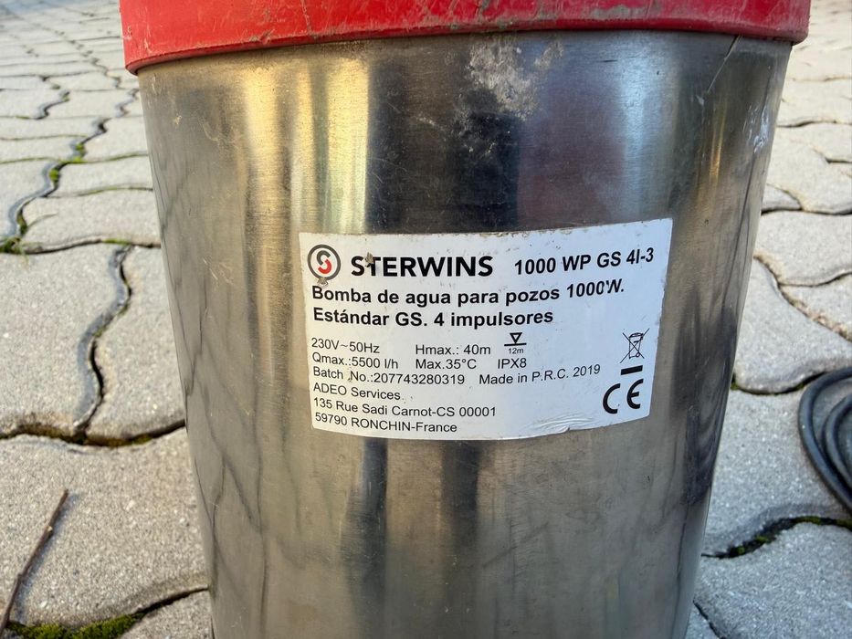 Bomba de água submersível limpa