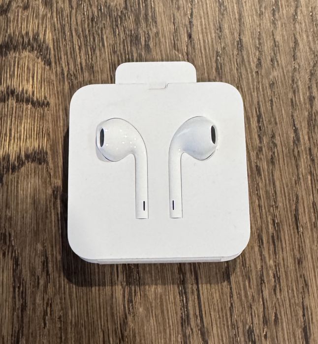 Słuchawki APPLE EarPods Lightning