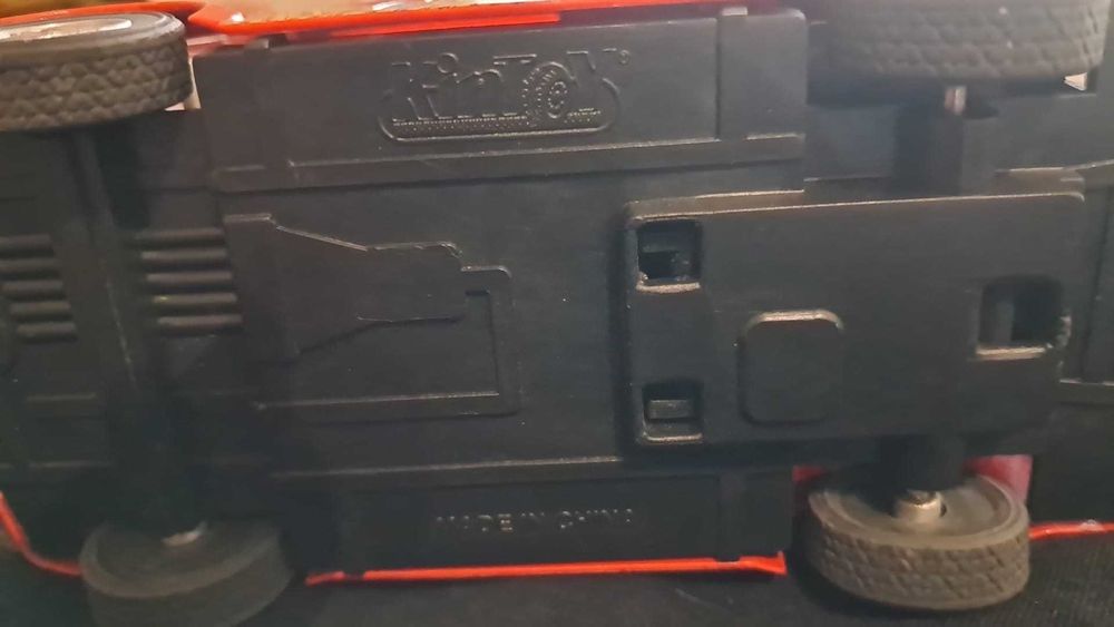 Kintoy - Miniatura Food Truck Frangos