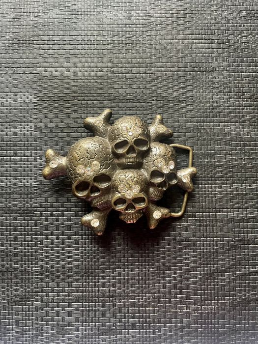 Ременные пряжки-бляха